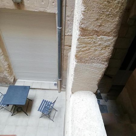 Bordeaux : Grand Studio Cosy Avec Cour Privative Zewnętrze zdjęcie